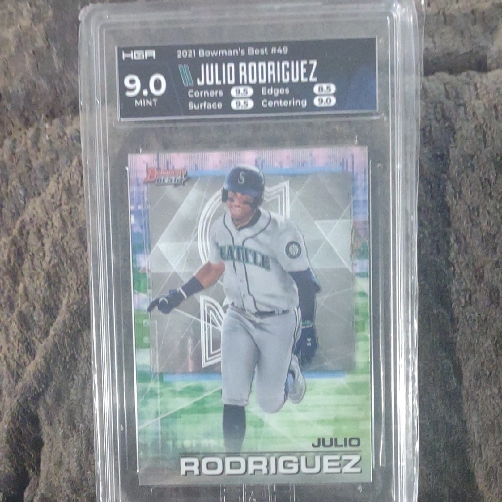 2021 Bowman's Best Julio Rodriguez Baseball Card